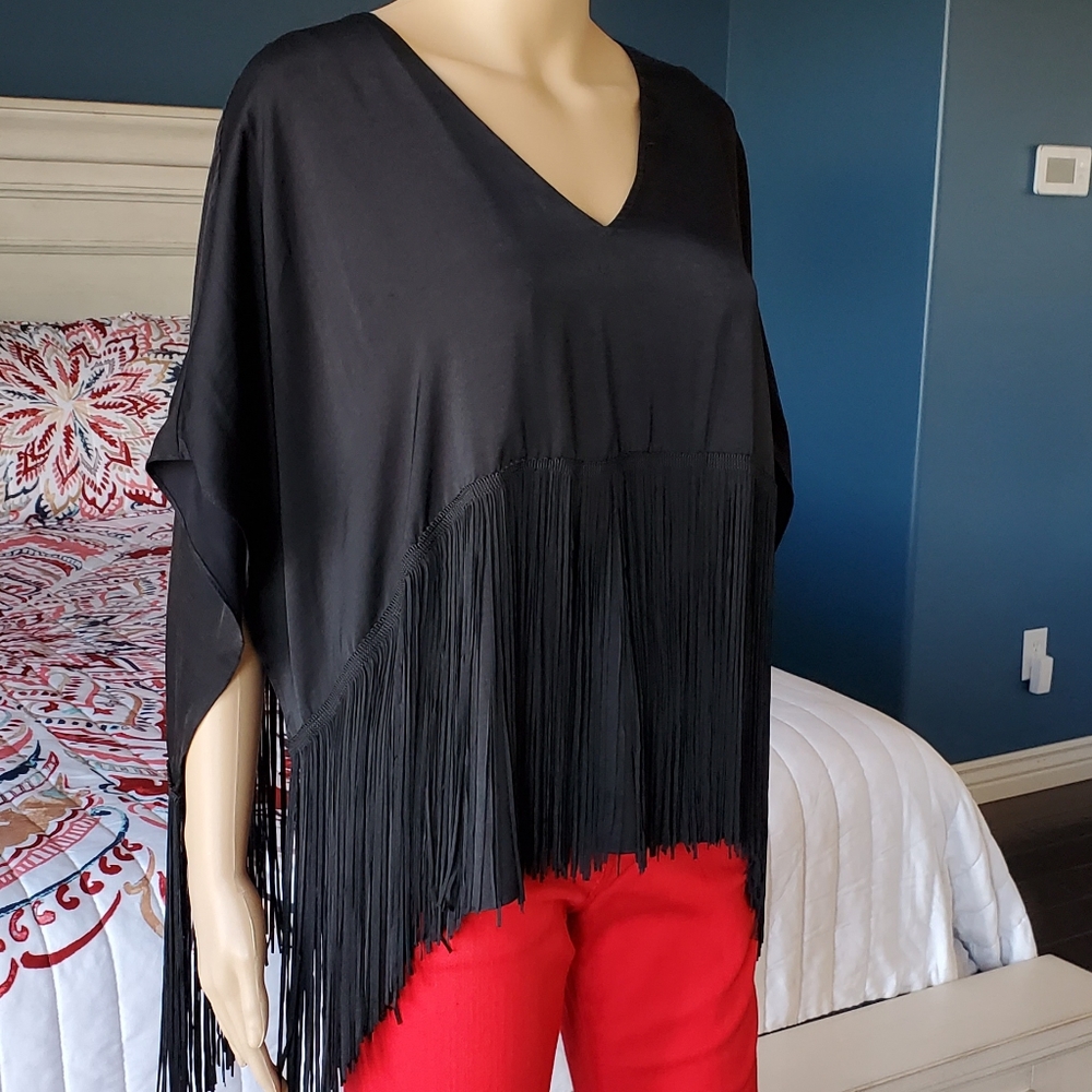 BCBG MAXAZRIA Black Fringe Top/Poncho SZ Xsm NWT - Picture 1 of 14